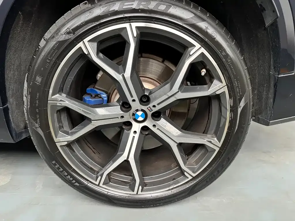 BMW X5 (Import) — фото 9