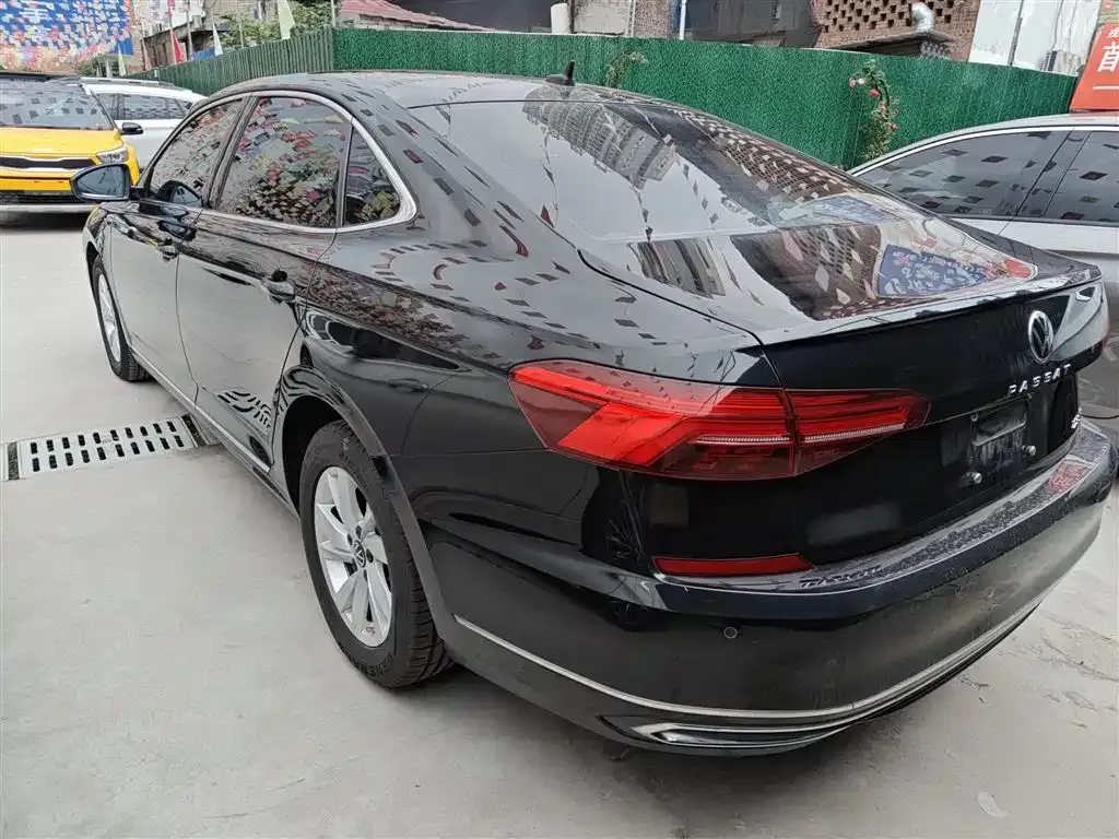 Volkswagen Passat — фото 4