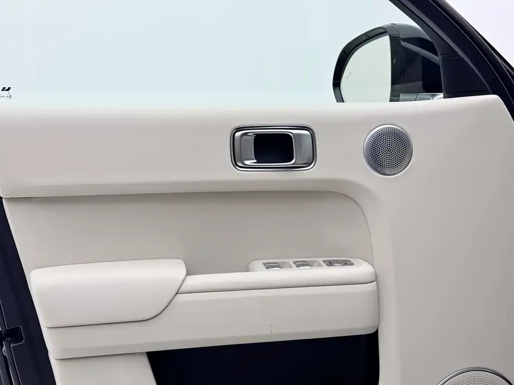 Li Auto L7 — фото 3