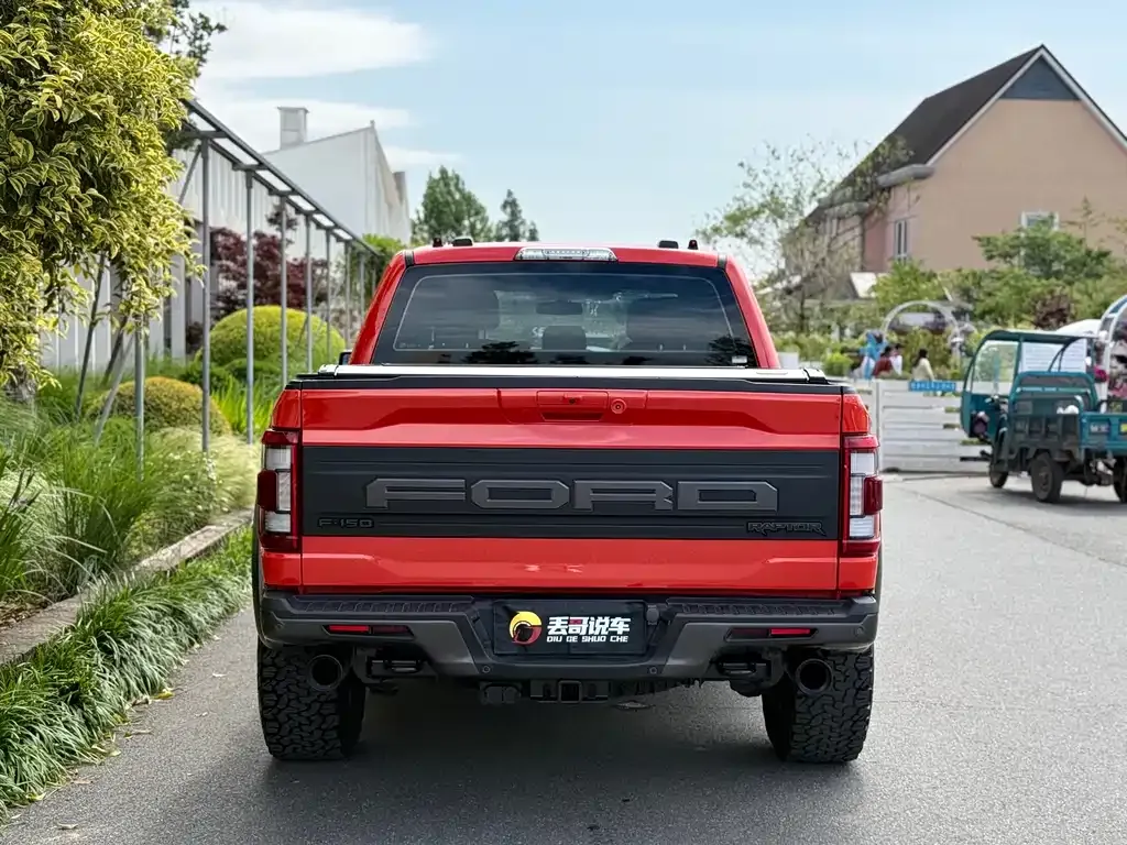Ford F-150 Raptor — фото 8