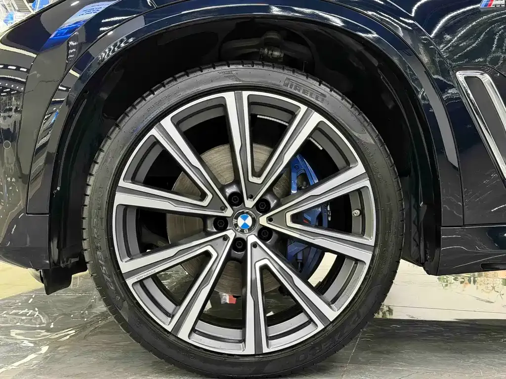 BMW X5 — фото 2