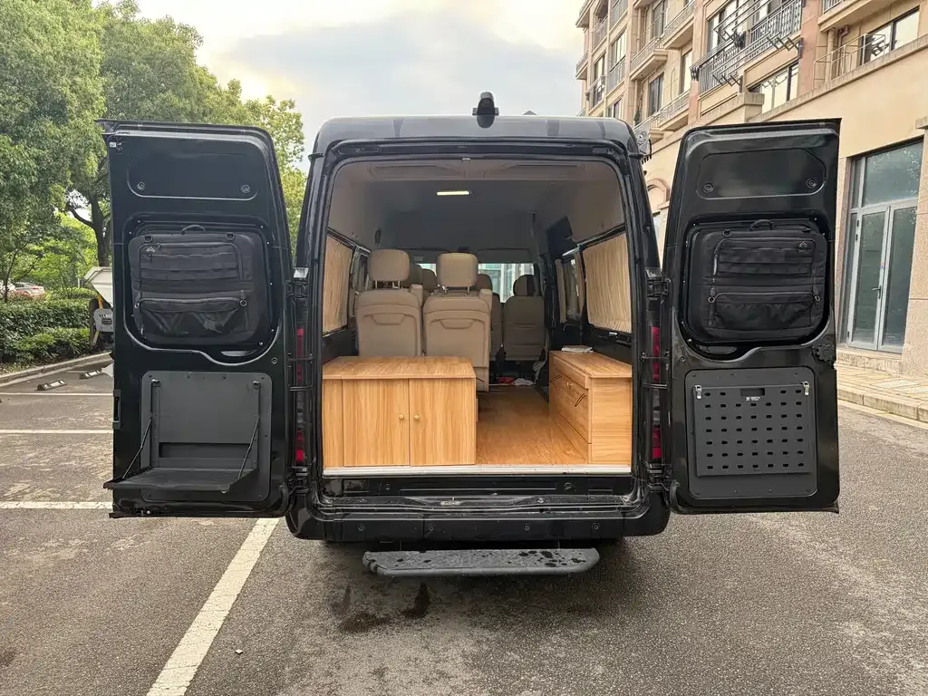 Ford Transit Custom — фото 10