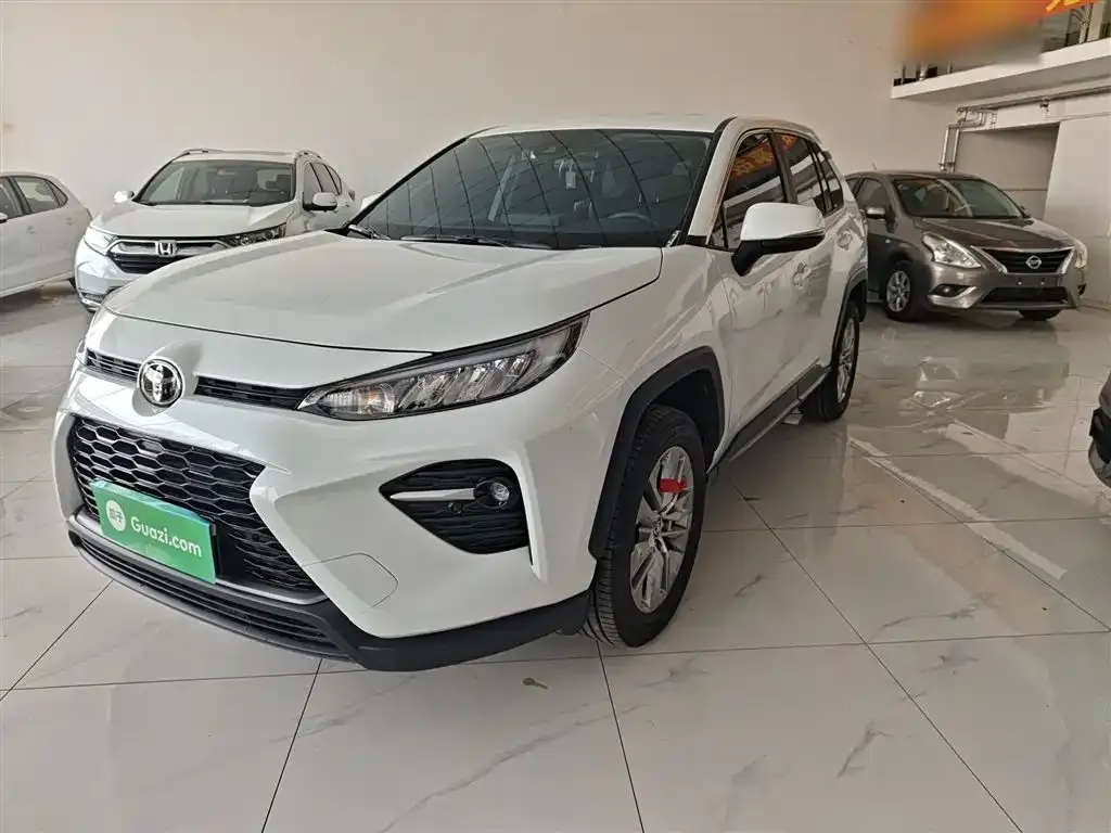 Toyota Wildlander — фото 1