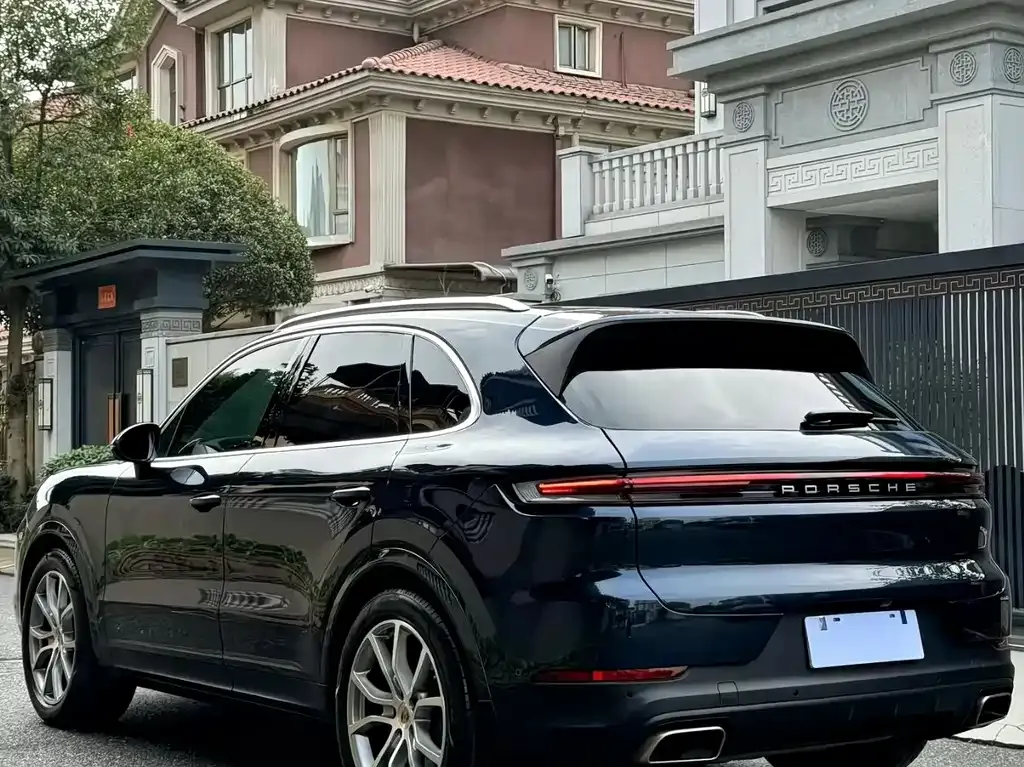 Porsche Cayenne — фото 4