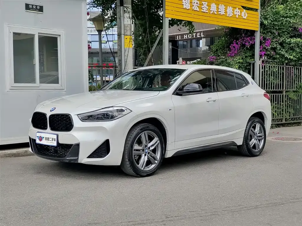 BMW X2 — фото 1