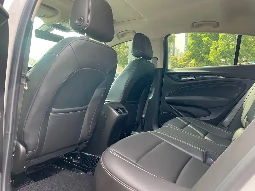 Buick Regal — фото 5