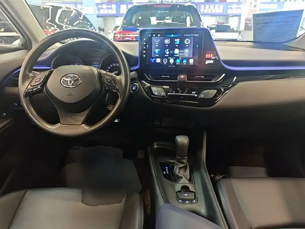 Toyota C-HR — фото 6