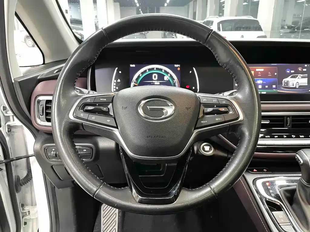 GAC Motor Trumpchi M6 — фото 5