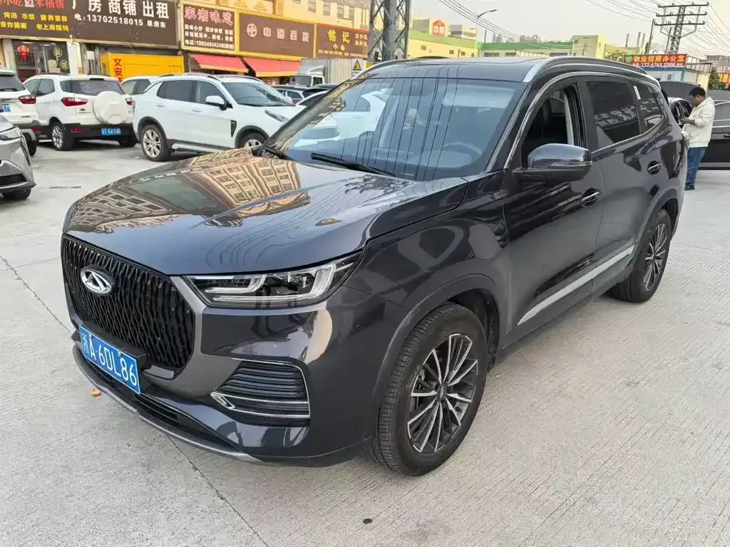 Chery Tiggo 8 — фото 1