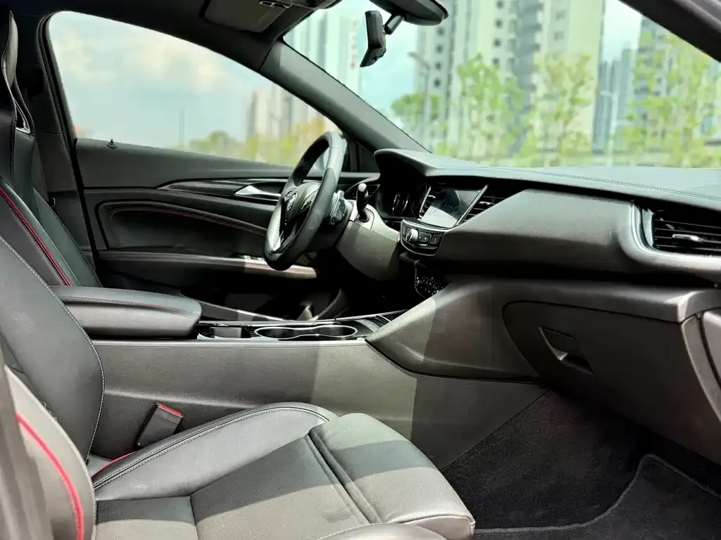 Buick Regal — фото 2