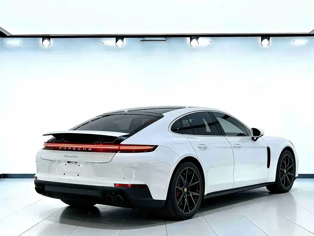 Porsche Panamera — фото 9