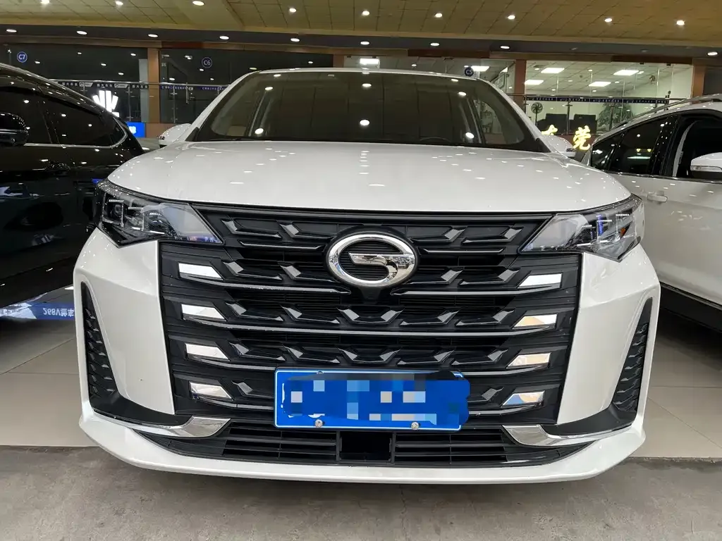 GAC Motor Trumpchi M6 — фото 8