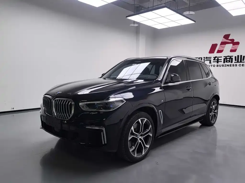BMW X5 — фото 1