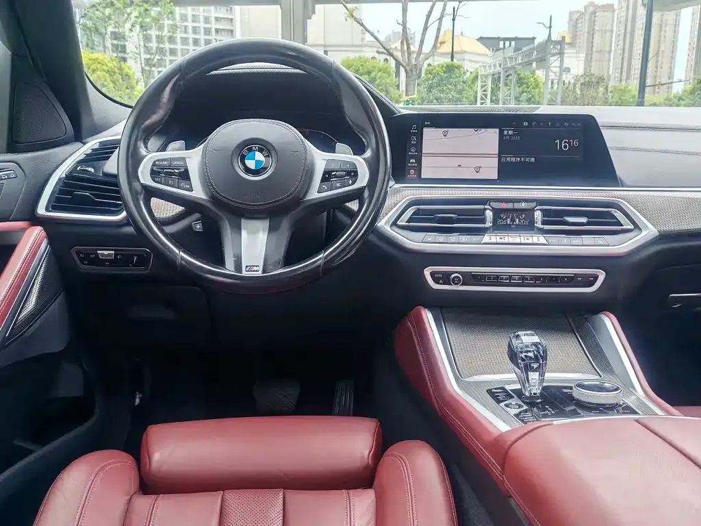 BMW X6 — фото 10