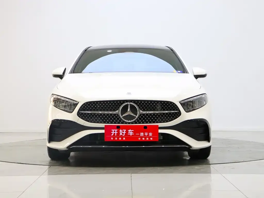 Mercedes-Benz A-Class — фото 1
