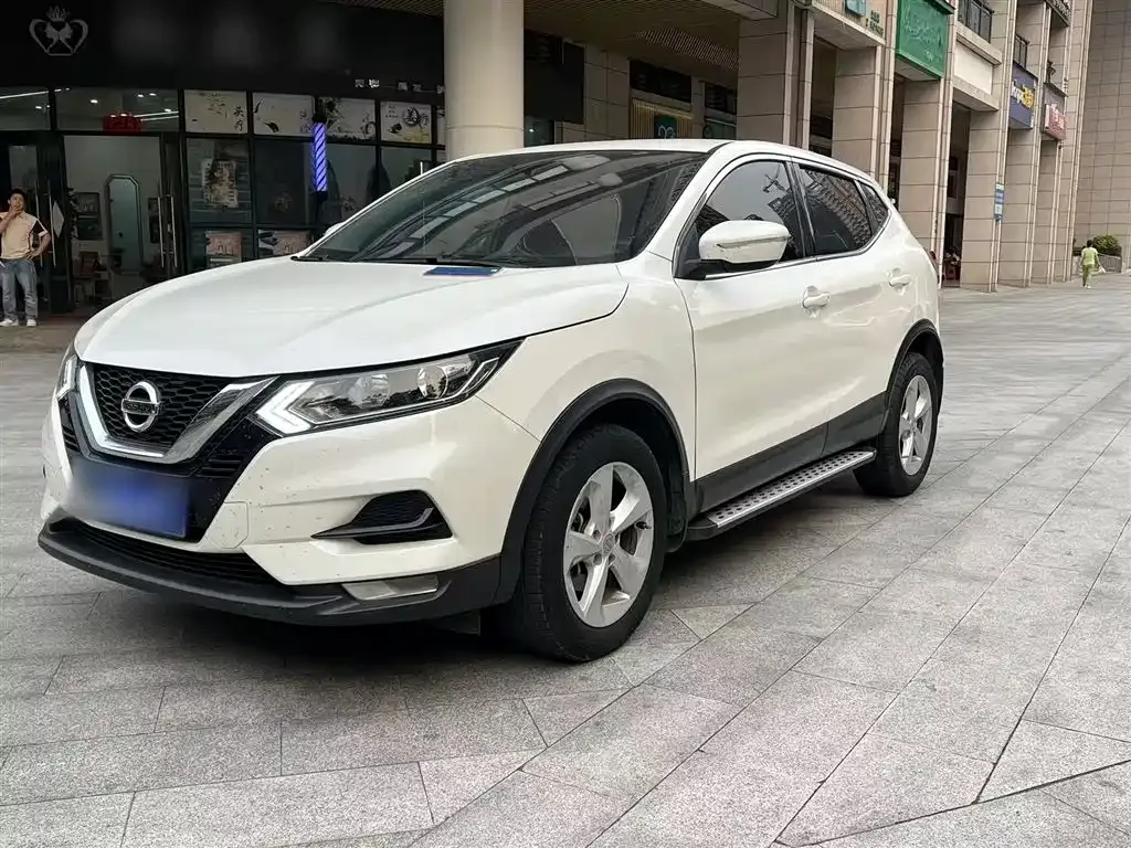 Nissan Qashqai — фото 2