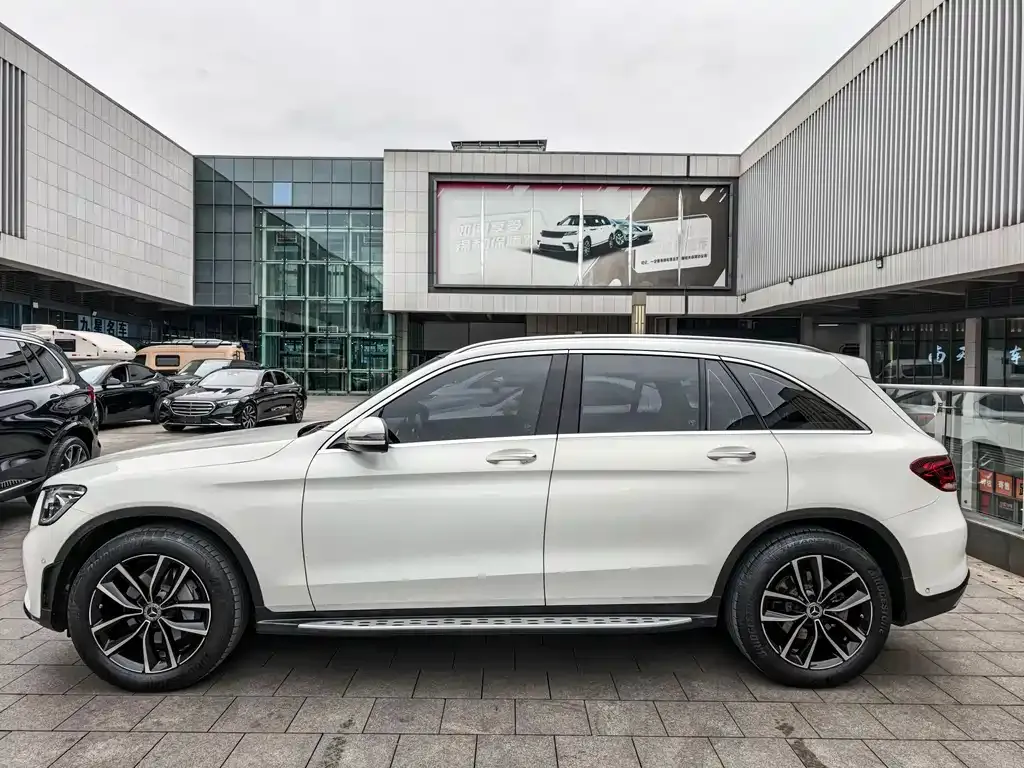 Mercedes-Benz GLC — фото 2