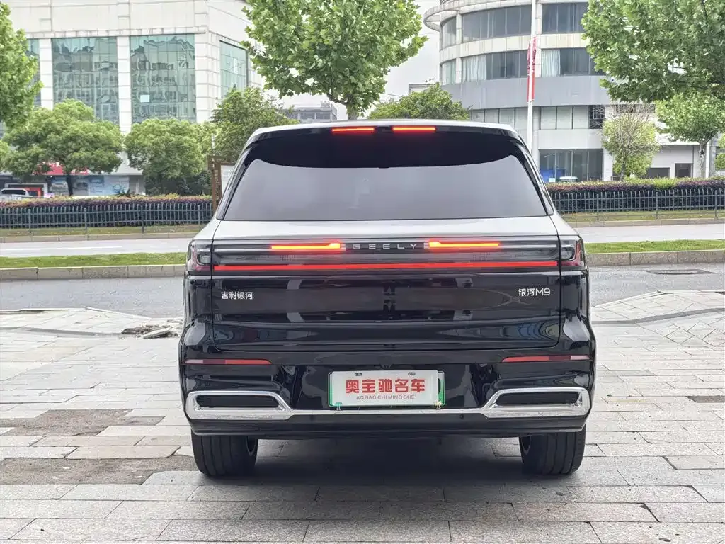 Geely Galaxy M9 — фото 8