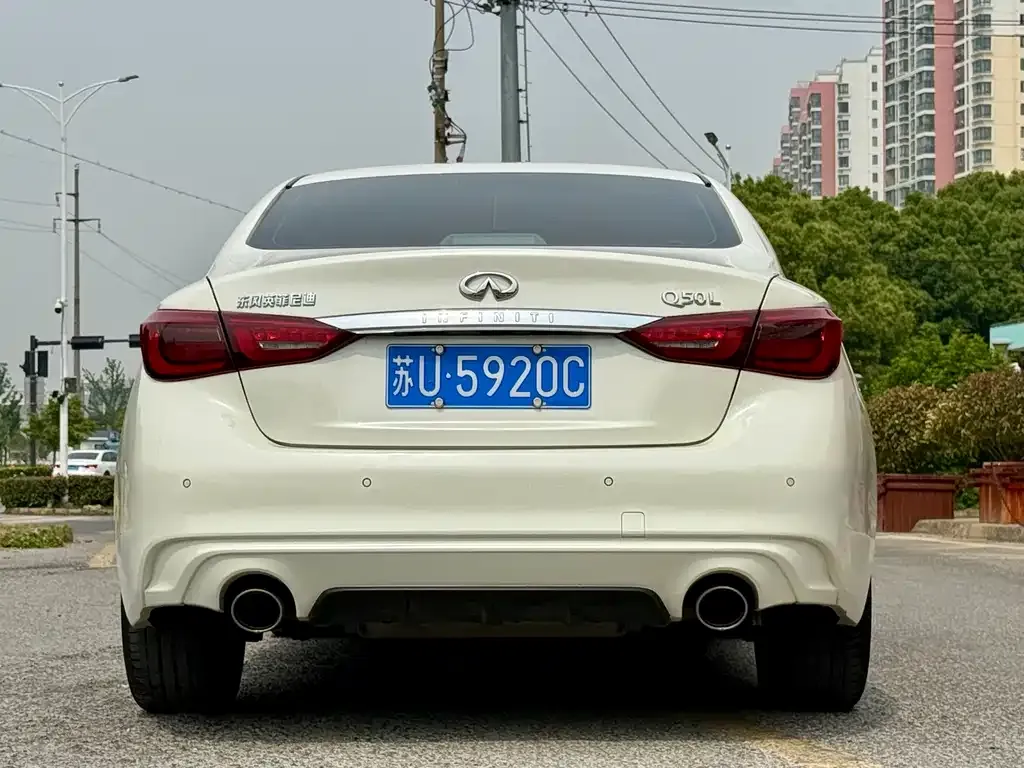 Infiniti Q50L — фото 3