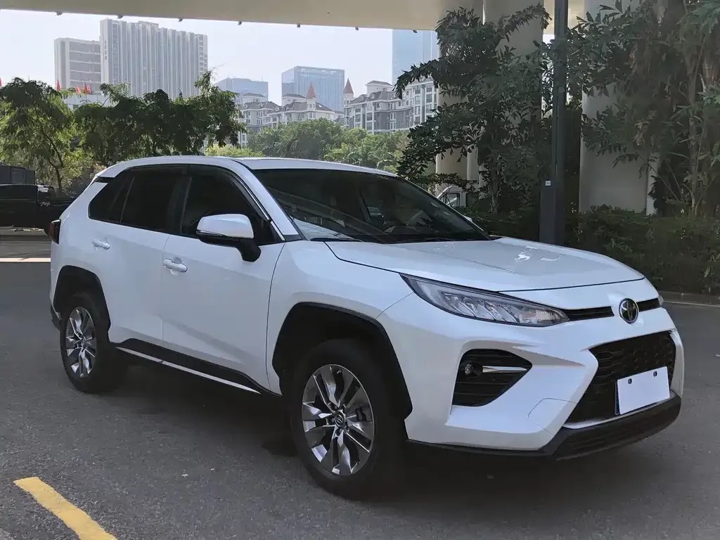 Toyota Wildlander — фото 10