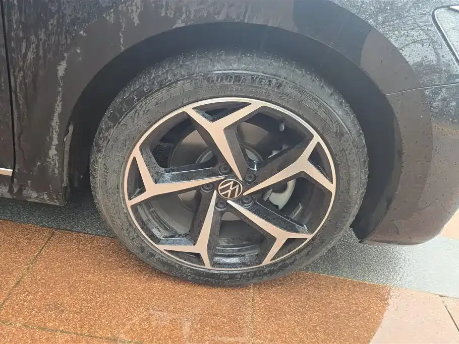 Volkswagen Passat — фото 5
