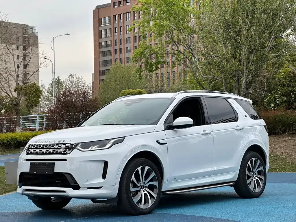 Land Rover Discovery Sport — фото 1