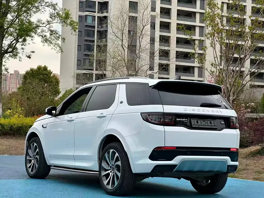Land Rover Discovery Sport — фото 9