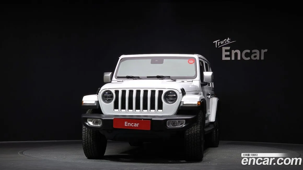 Jeep Wrangler — фото 6