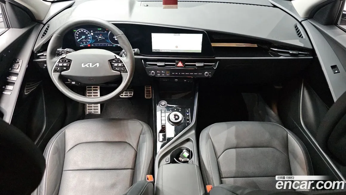 Kia Niro — фото 10