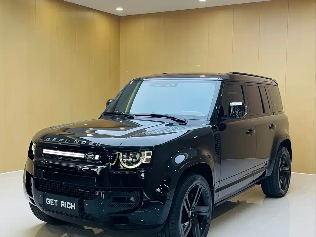 Land Rover Defender — фото 1