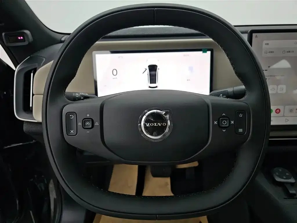 Volvo XC70 Plug-in Hybrid — фото 5
