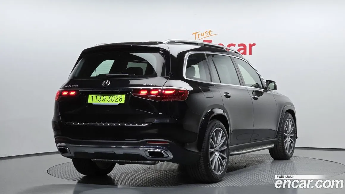 Mercedes-Benz GLS-Class — фото 10