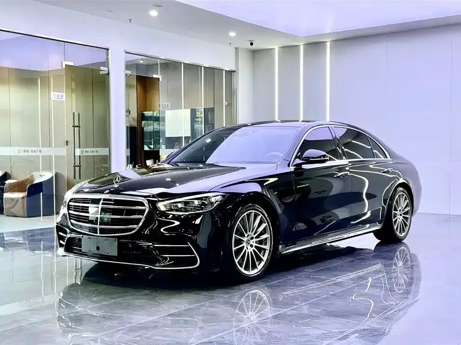 Mercedes-Benz S-Class — фото 1