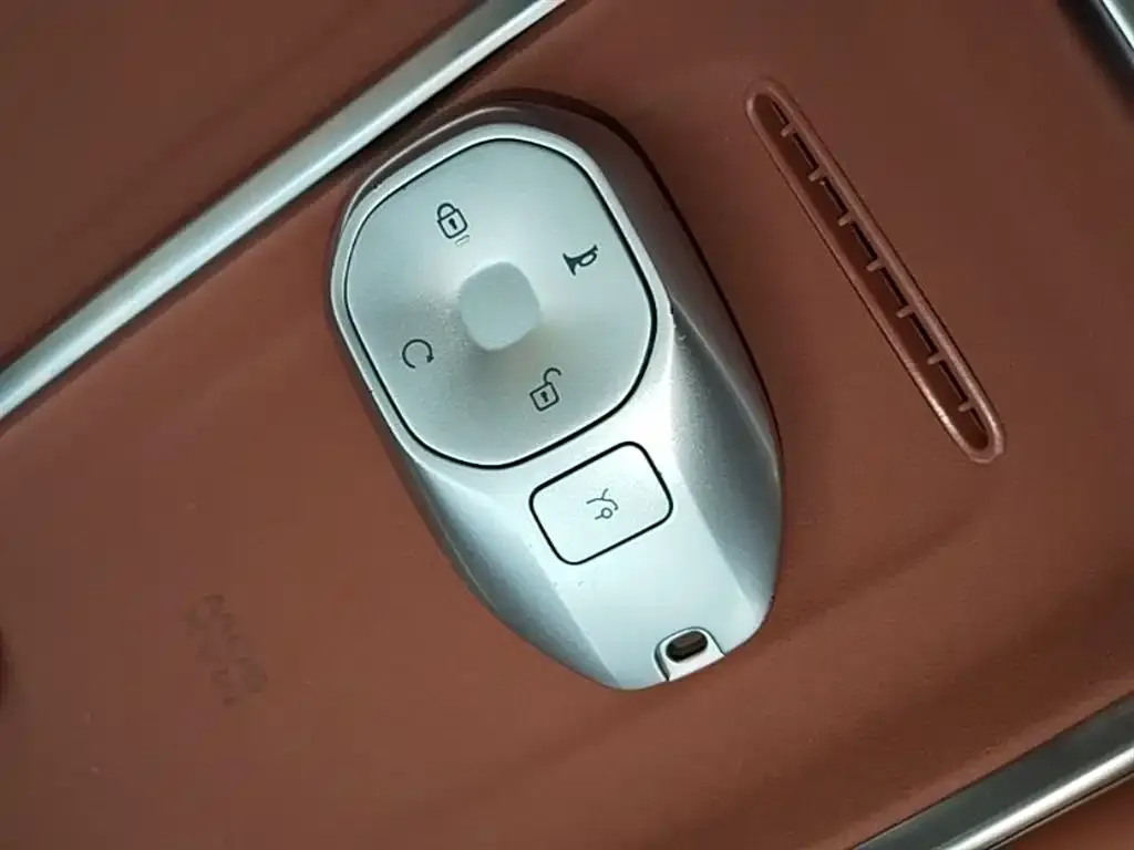 GAC Motor Trumpchi S9 — фото 2