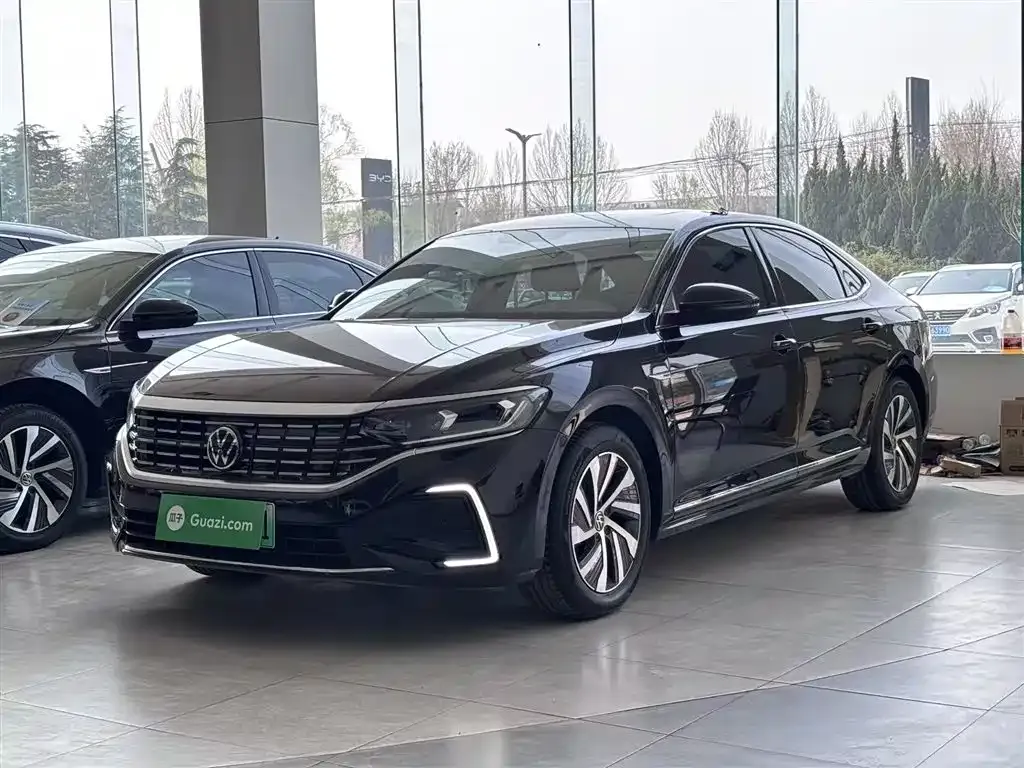 Volkswagen Passat New Energy — фото 9