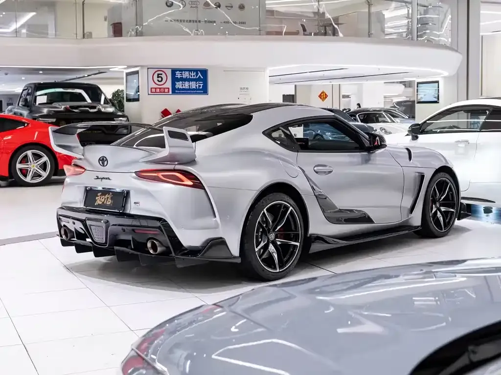 Toyota Supra — фото 3