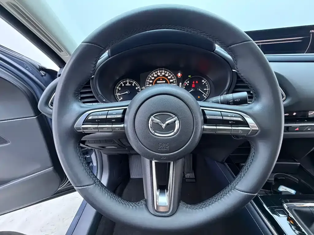 Mazda CX-30 — фото 5