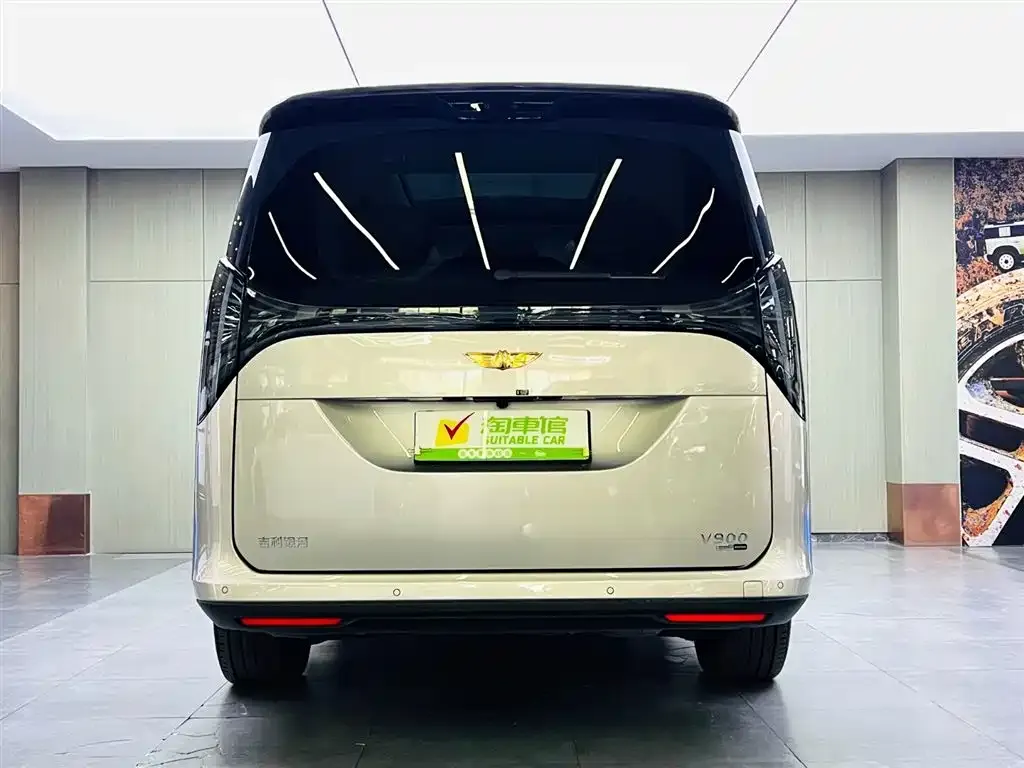 Geely 银河V900 — фото 8