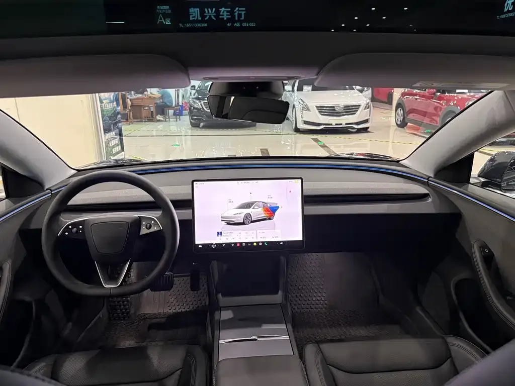 Tesla Model 3 — фото 3