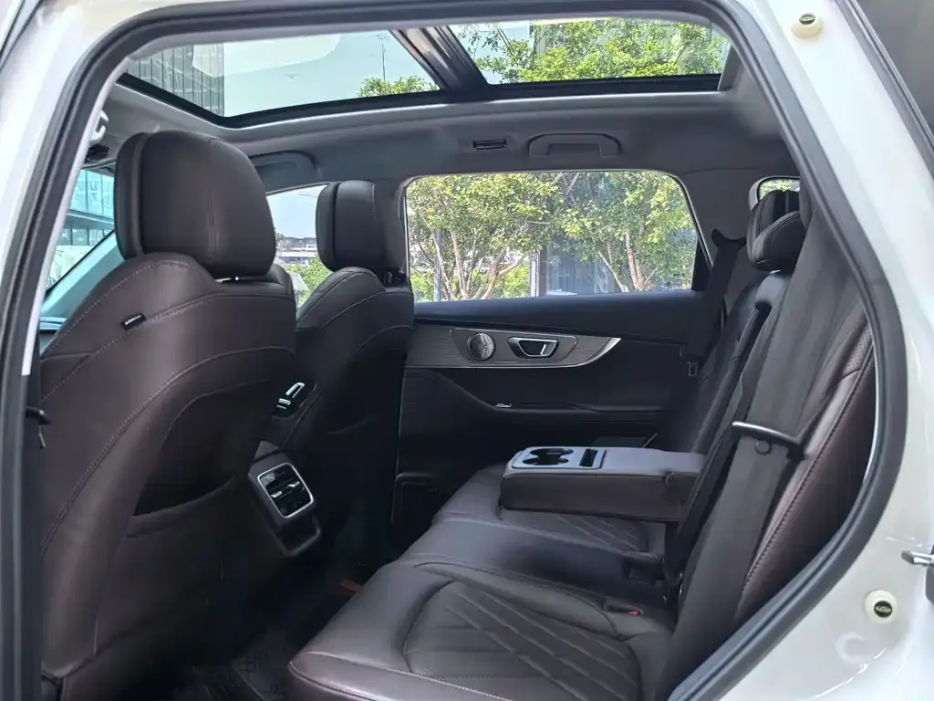 Chery Tiggo 8 PRO — фото 3