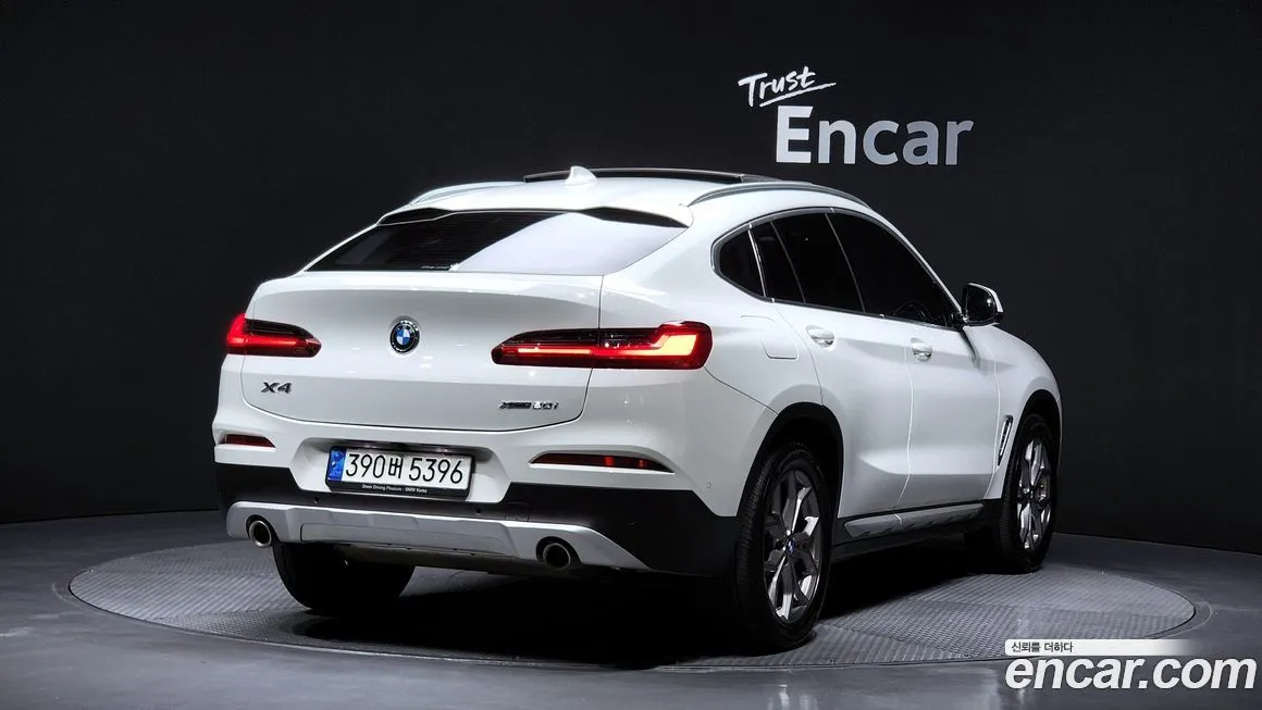 BMW X4 — фото 5