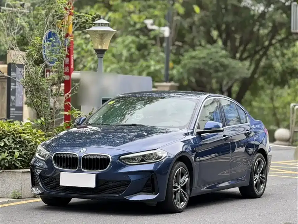 BMW 1 Series — фото 1