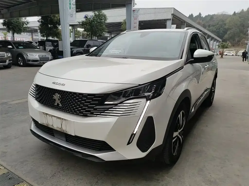 Peugeot 4008 — фото 1