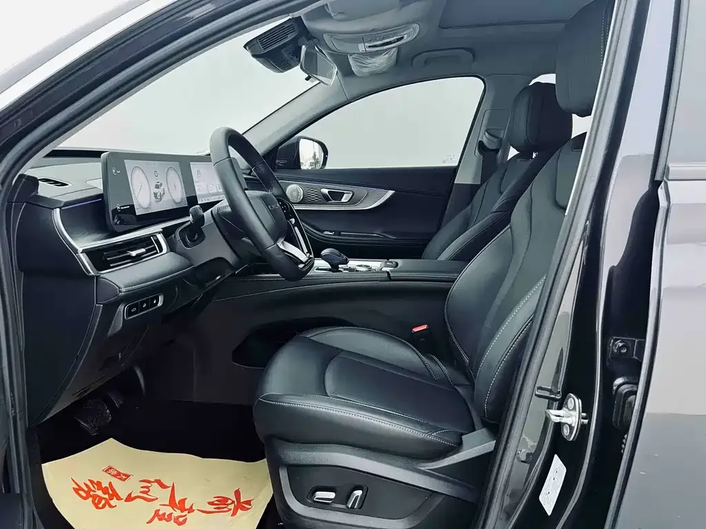Chery Tiggo 8 PRO NEV — фото 5