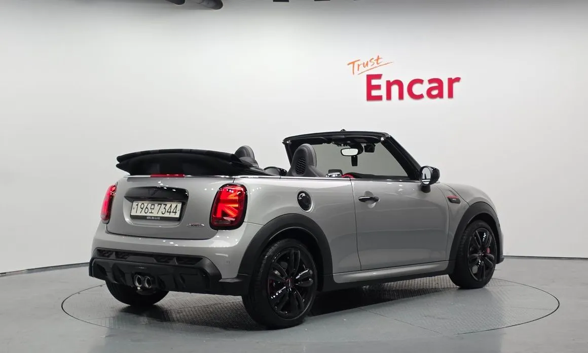 Mini Cooper Convertible — фото 2