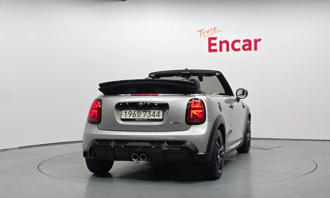 Mini Cooper Convertible — фото 6