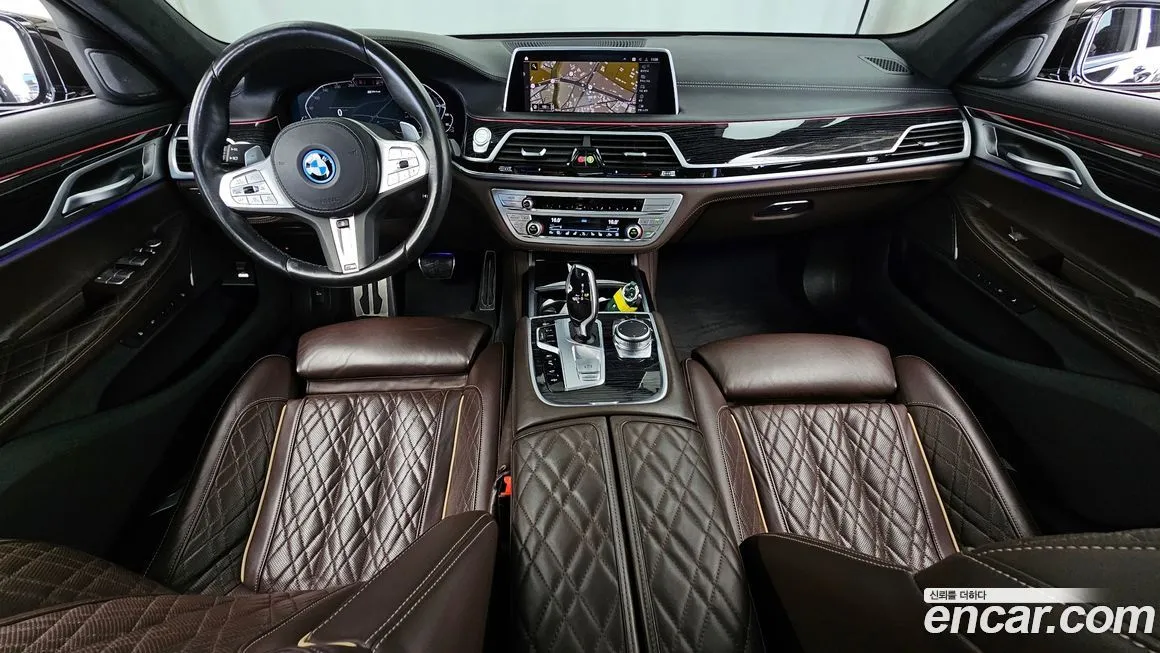 BMW 7-Series — фото 5