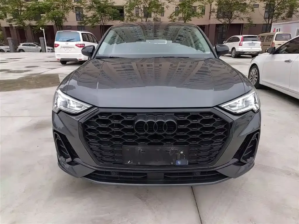 Audi Q3 Sportback — фото 5