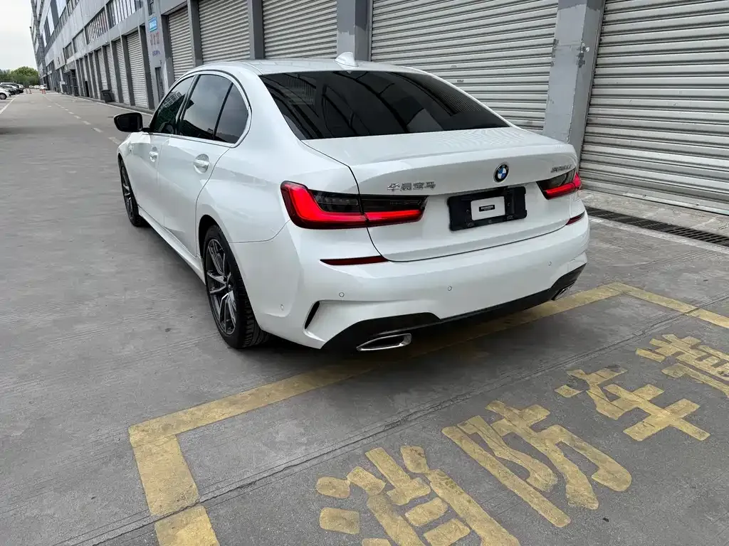 BMW 3 Series — фото 10