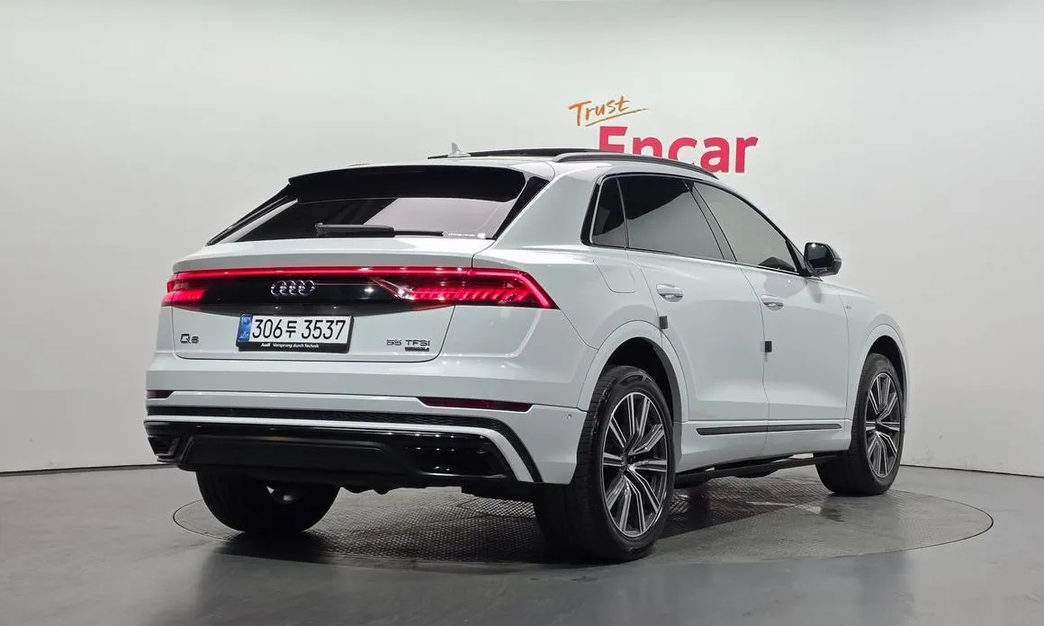 Audi Q8 — фото 2